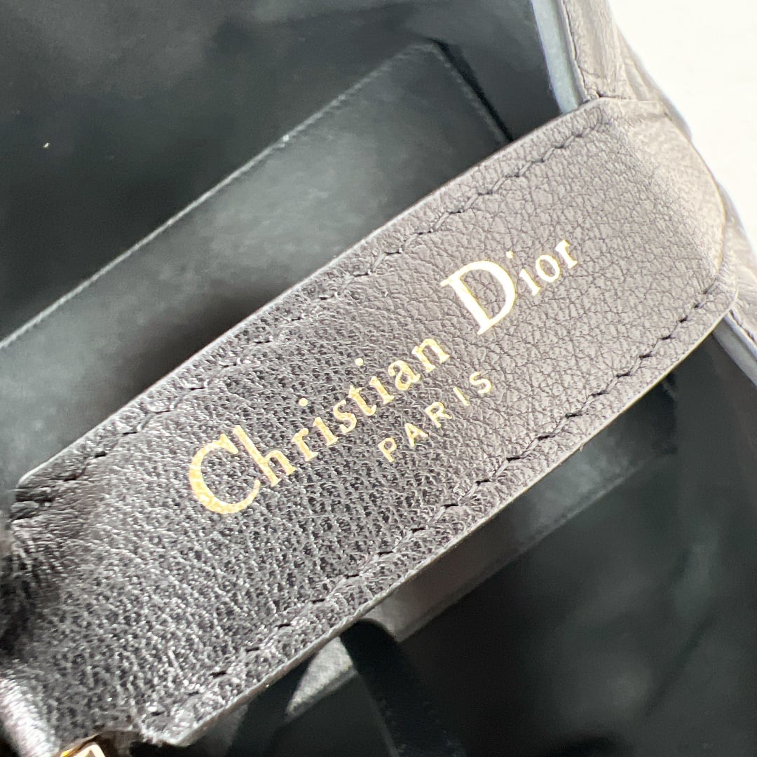 Toujours - черный - 28.5x21.5x17см Dior M2821