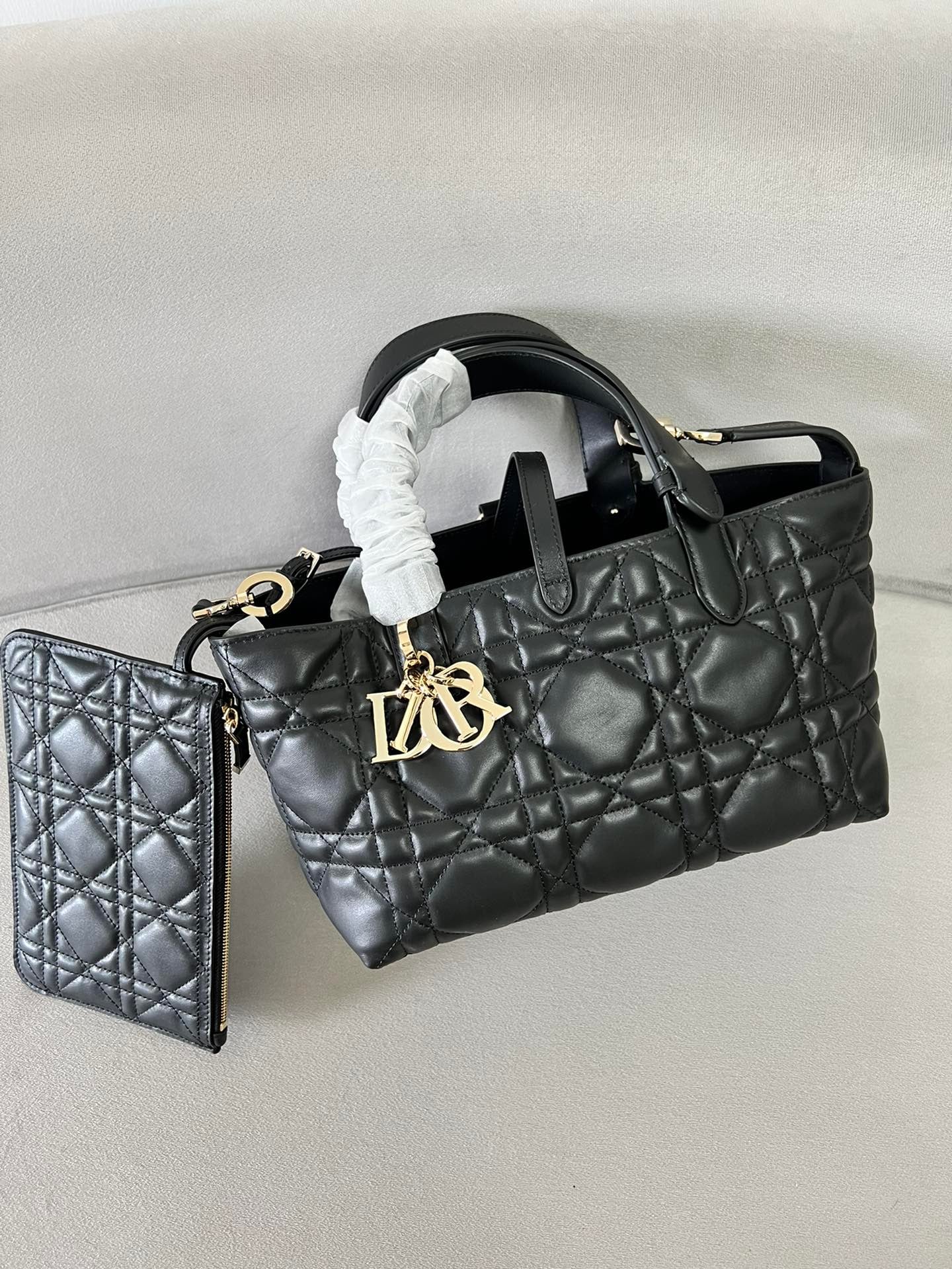 Toujours - черный - 23x15x15см - 8D73A8 Dior M2822