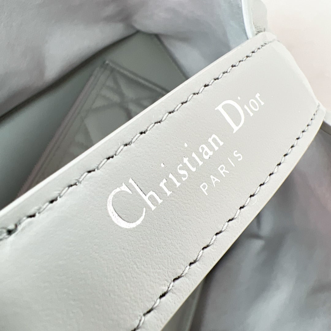 Toujours - серый - 28.5x21.5x17см Dior M2821