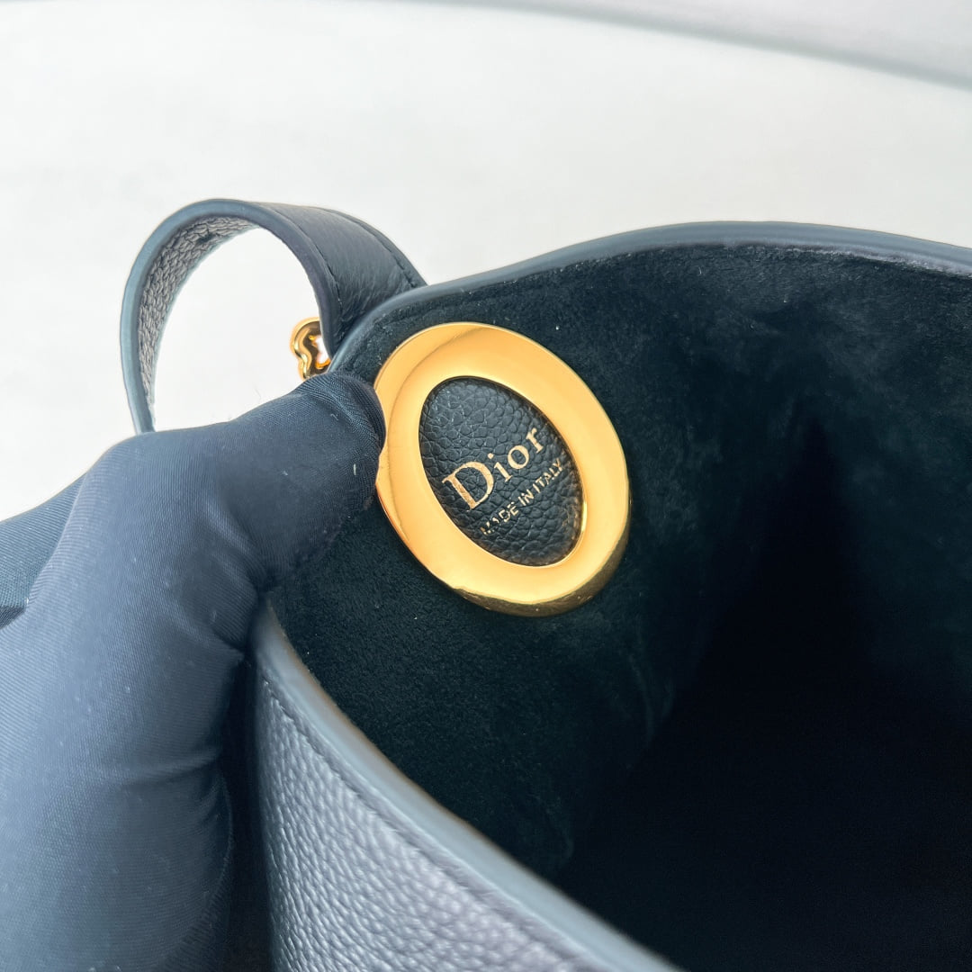 Bucket - черный - 19x18x12.5см Dior M1531