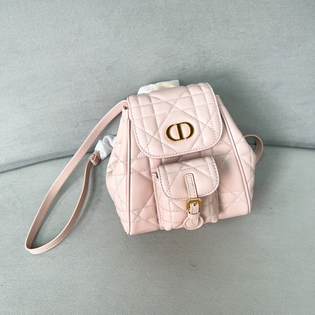 Caro - 19.5x18.5x8.5см - 25B35C Dior M6302