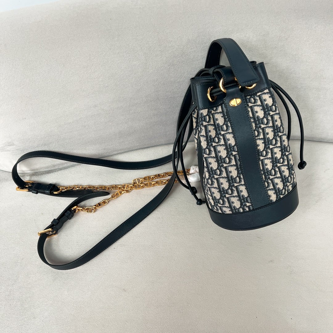 Backpack - 25x15см - 686C36 Dior M3350