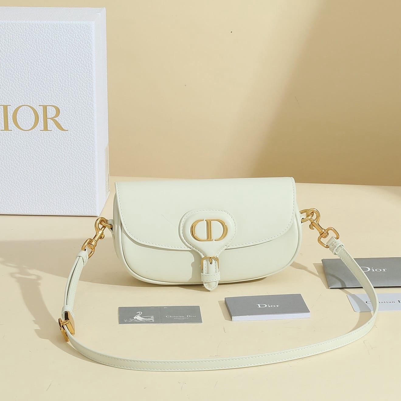 Bobby East-West Dior 9327.4