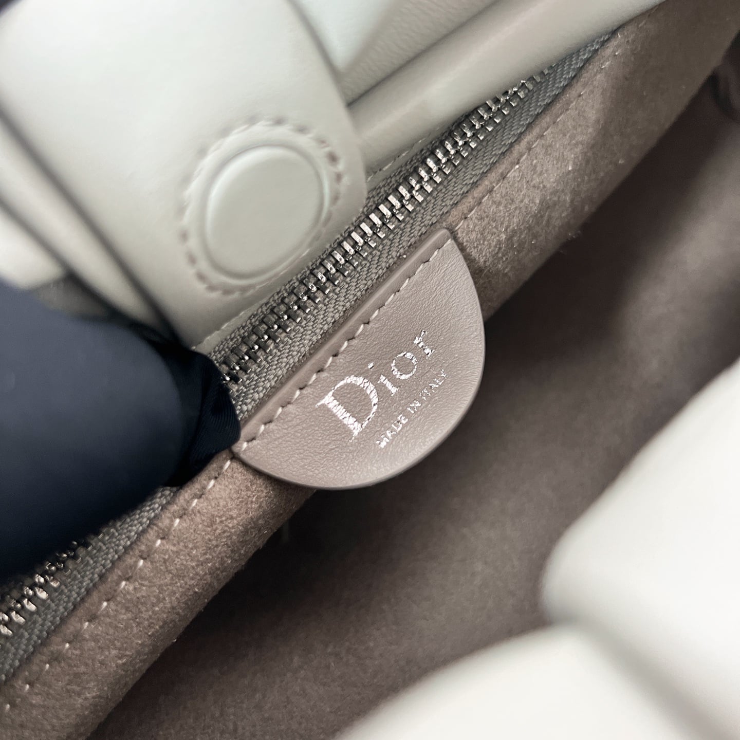 D-Bow - 30x17.5x12см - 6D251A Dior M0714