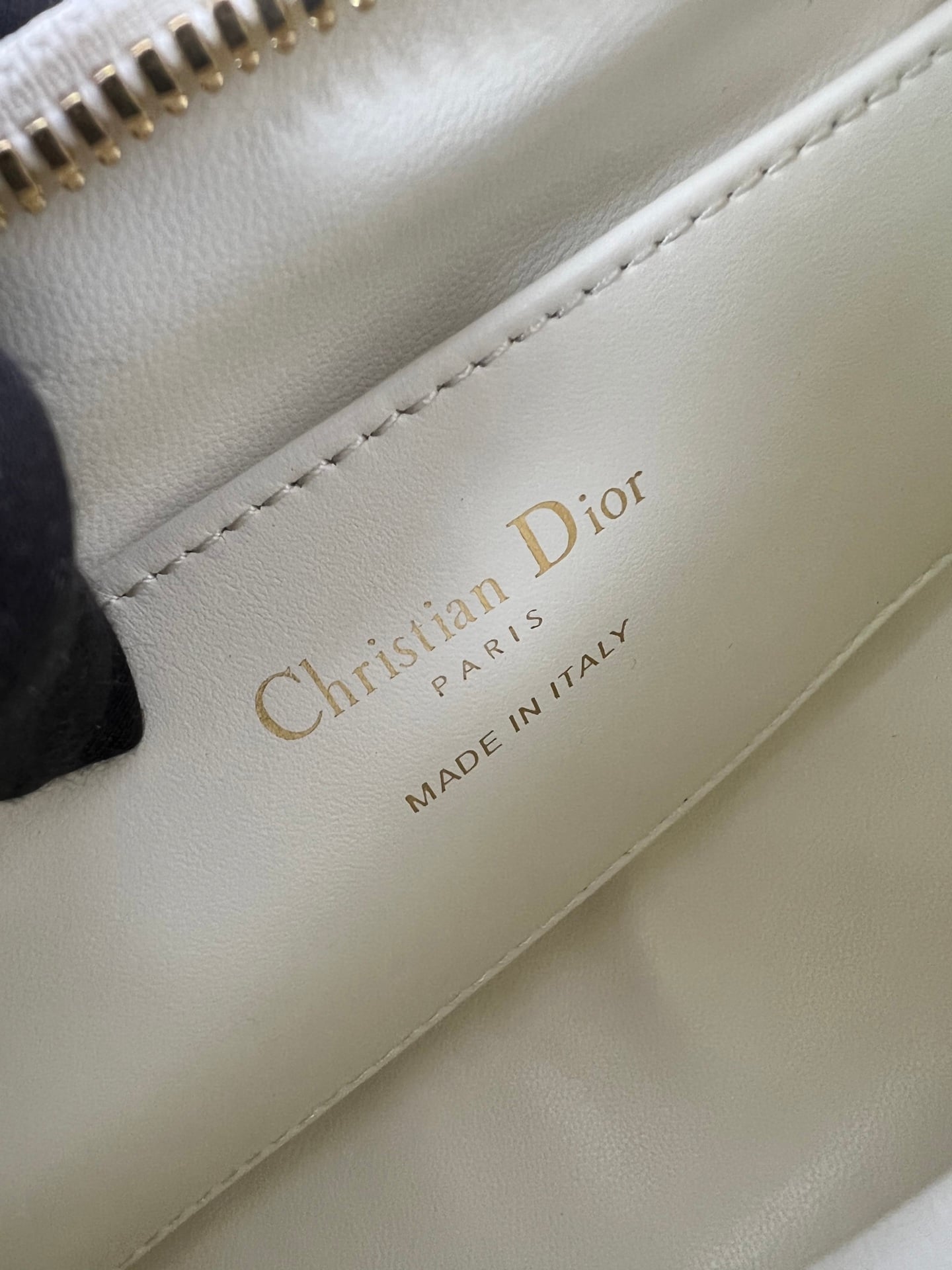 Caro - 21x17x7см Dior S5253