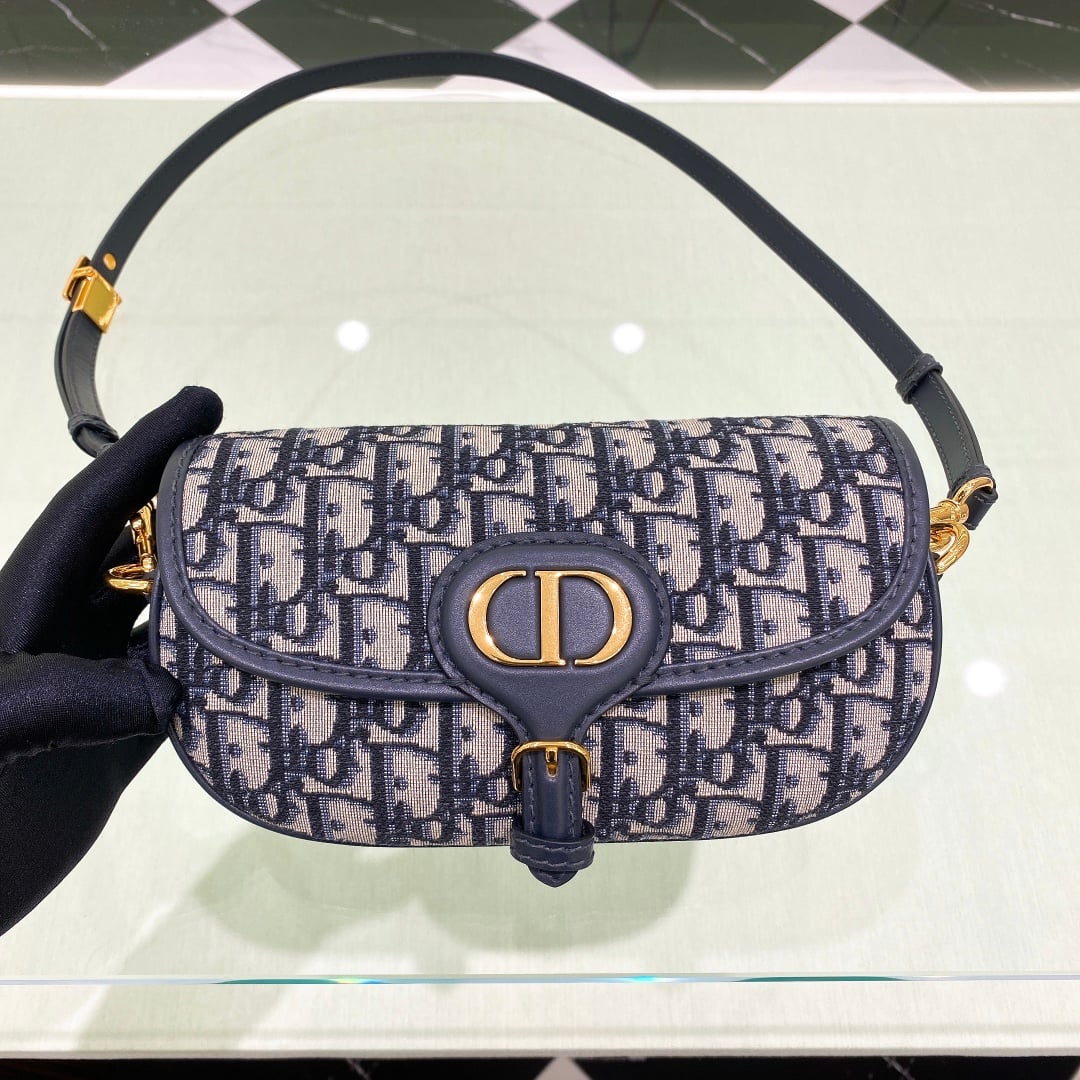 30 Montaigne - синий - 22x13x5см Dior DOR-I1P32ZKTTA
