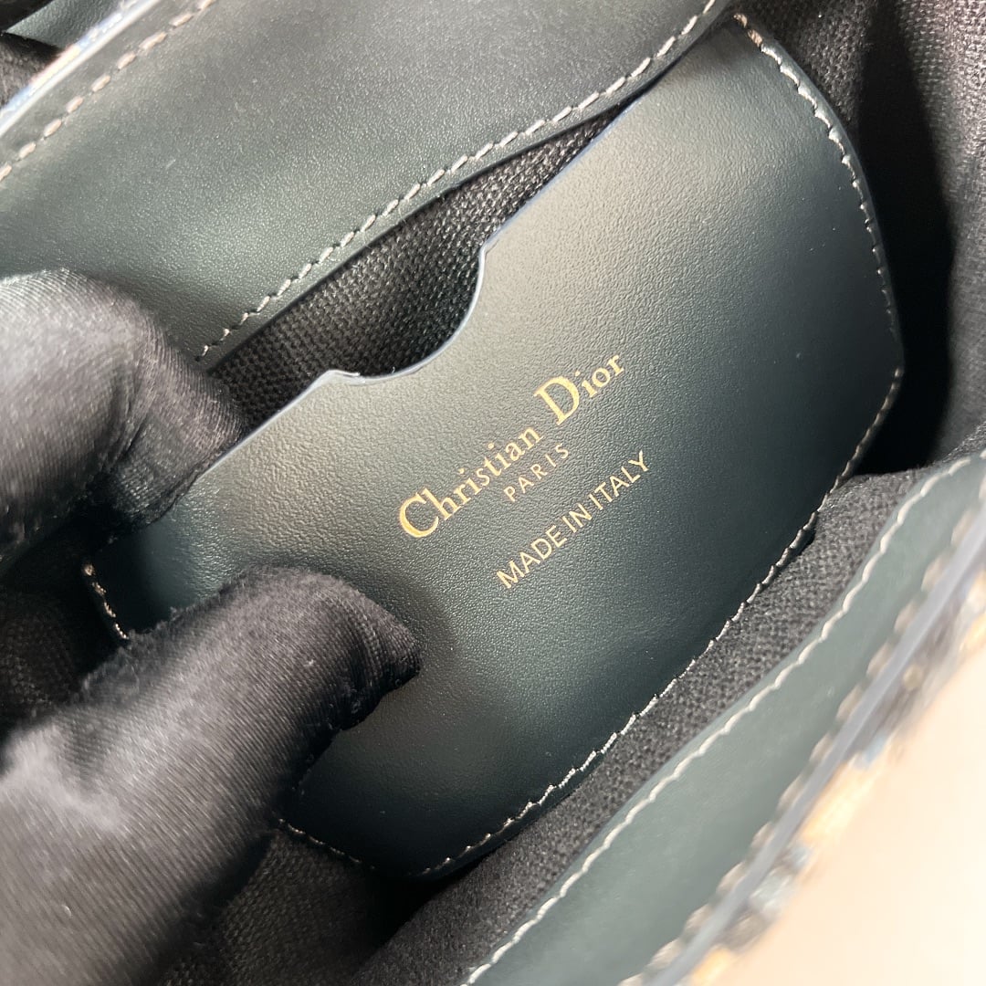 30 Montaigne - темно-синий - 17x18x8см - 224A83 Dior S2319