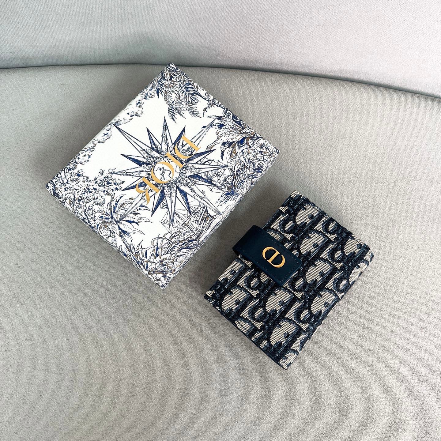 30 Montaigne - 11x8x2см Dior DOR-ILQVQN6SGQ