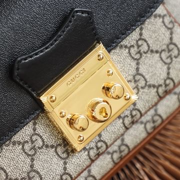 Padlock Gucci 658487.3