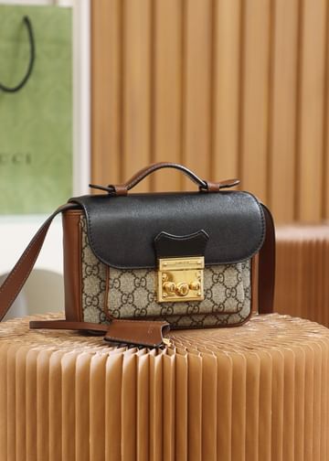 Padlock Gucci 658487.3