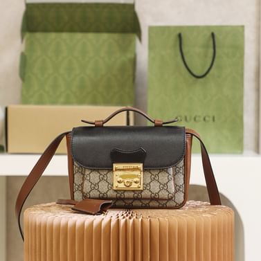 Padlock Gucci 658487.3