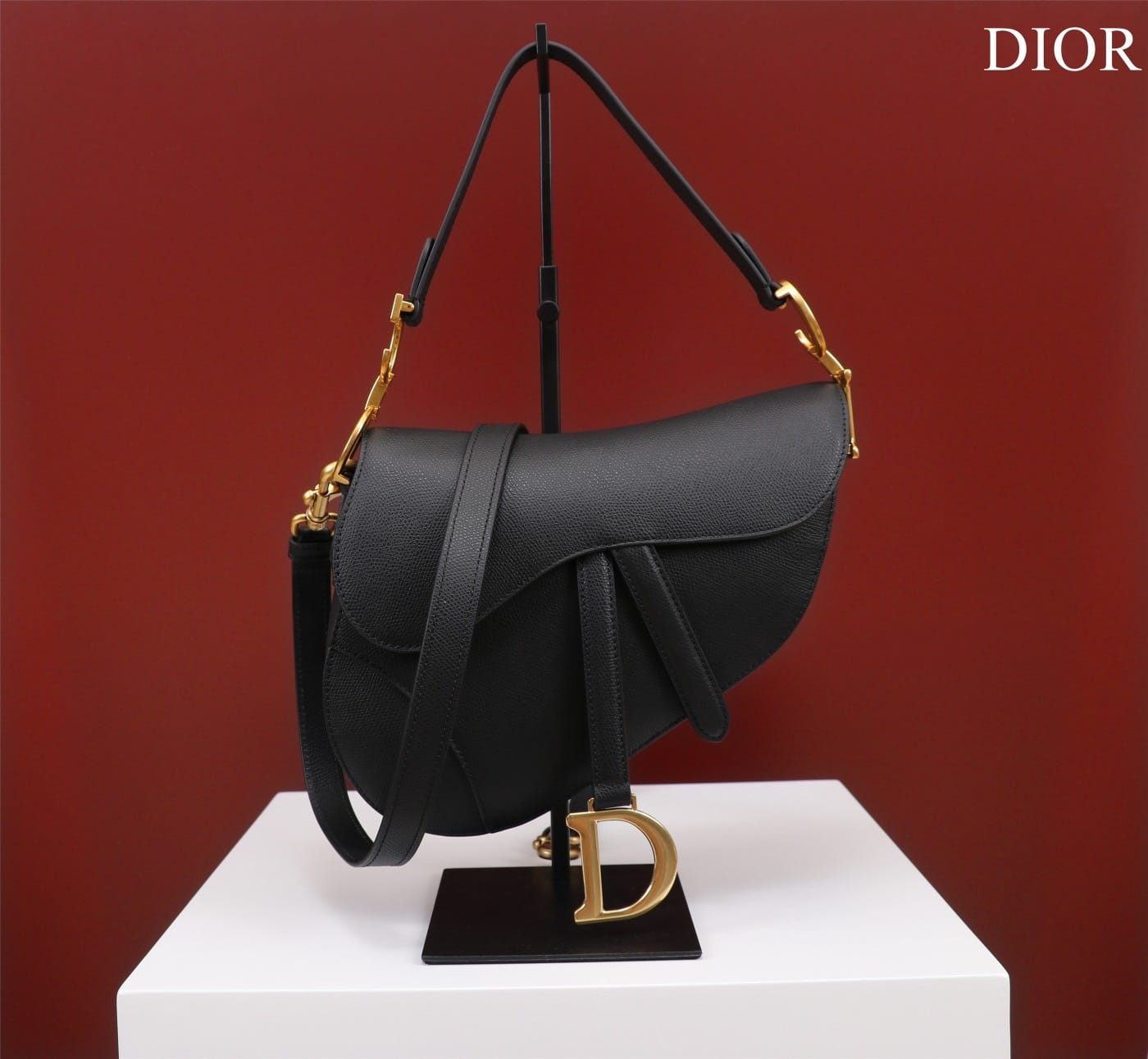 Saddle Dior M0446.3