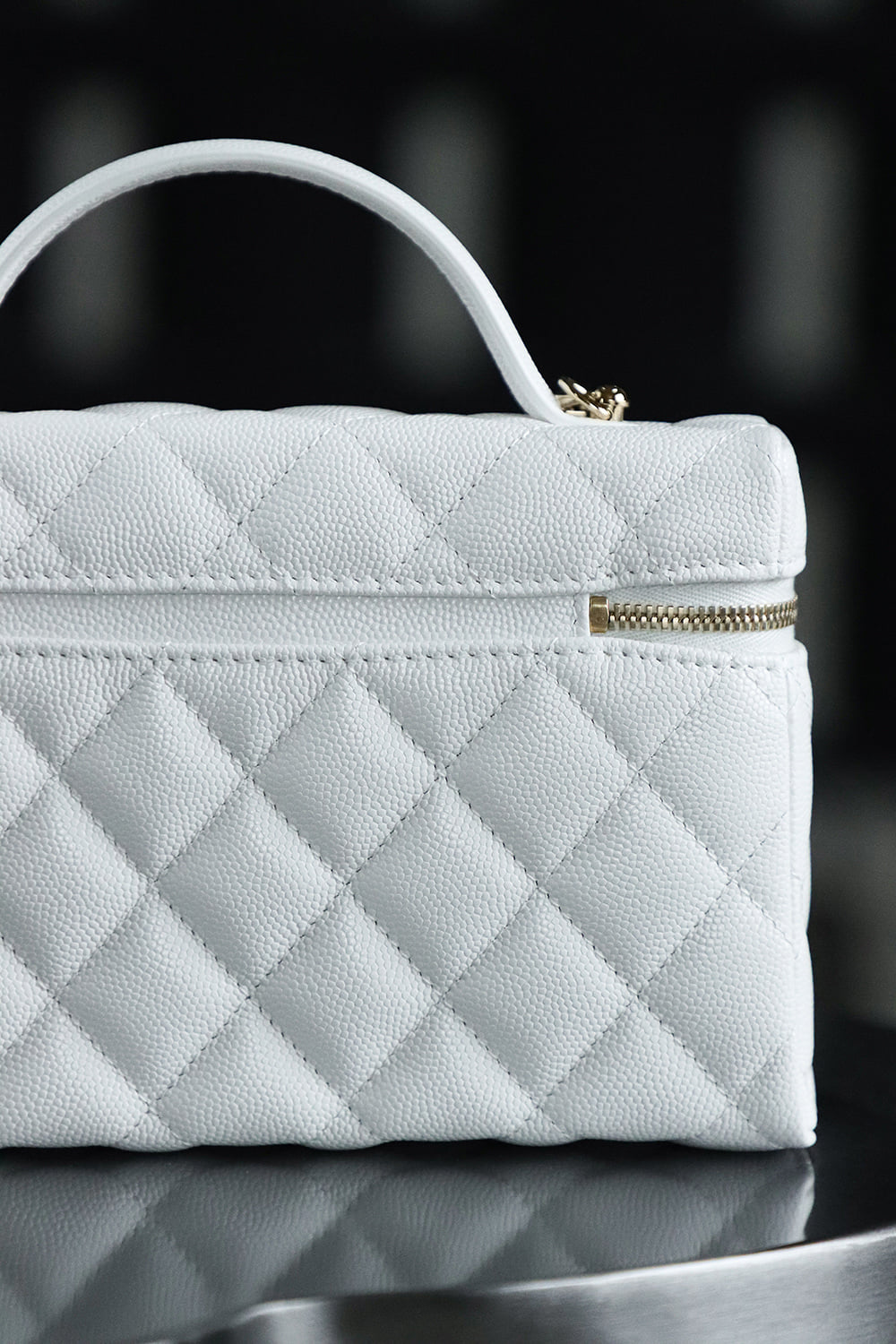 Vanity Case - 17x19.5x5см - 85FD74 Chanel Vanity Case