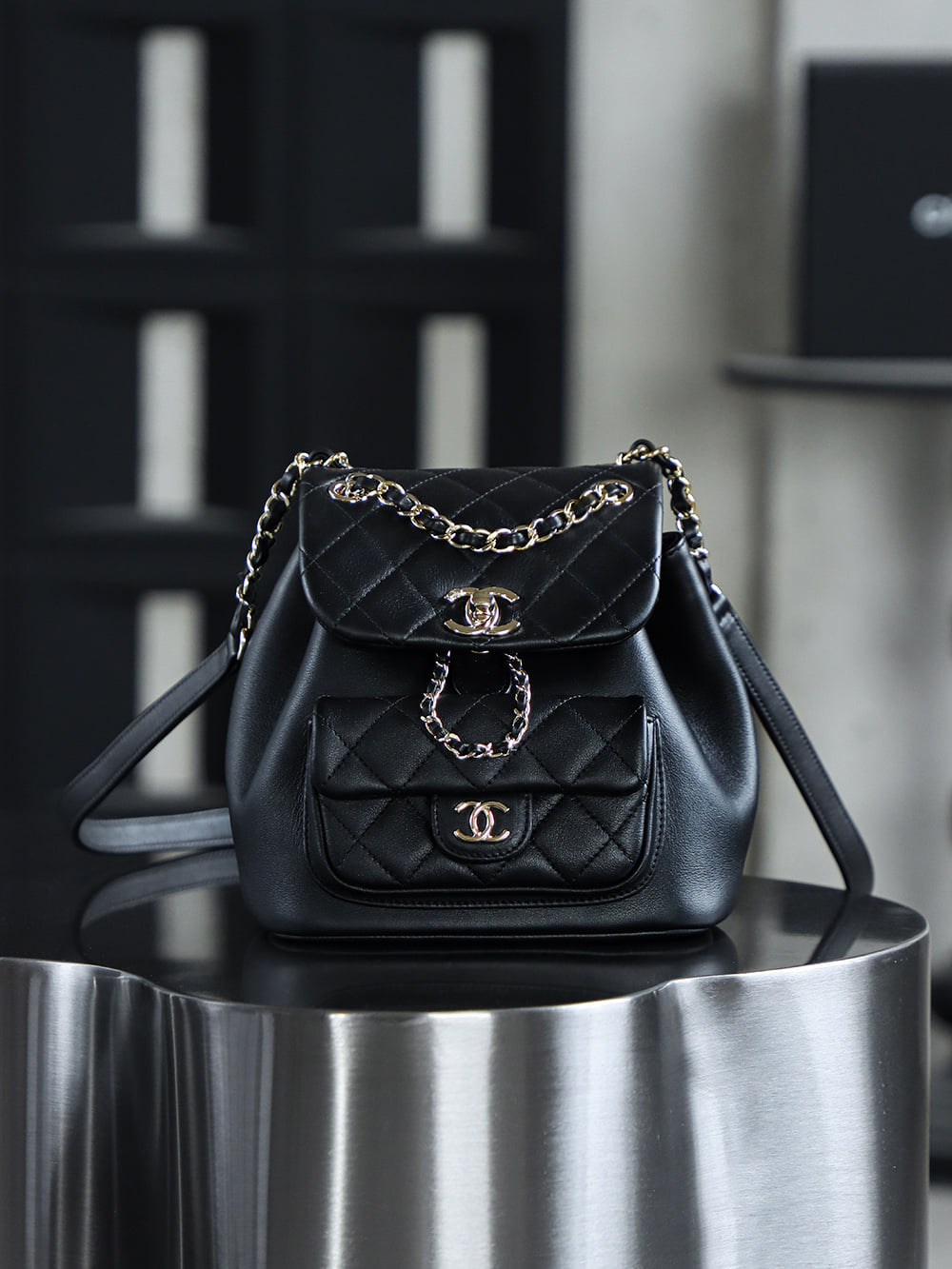 Duma - 18x18.5x12см Chanel Duma