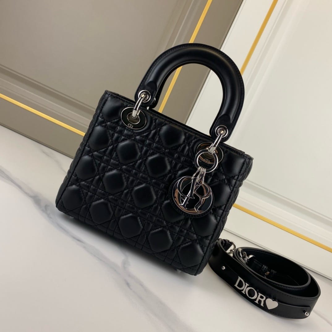 Lady Dior M0538.7