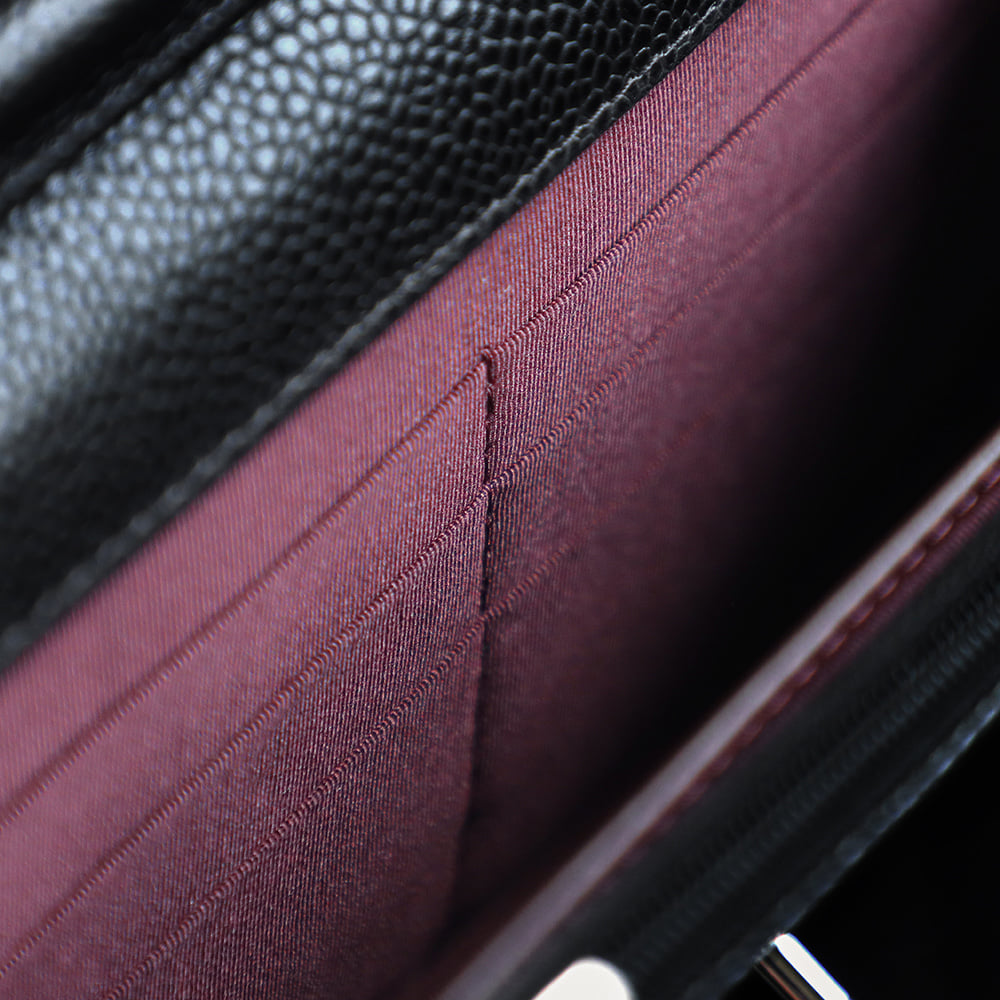 Classic Flap - 12.3x19.2x3.5см - 89D649 Chanel Classic Flap