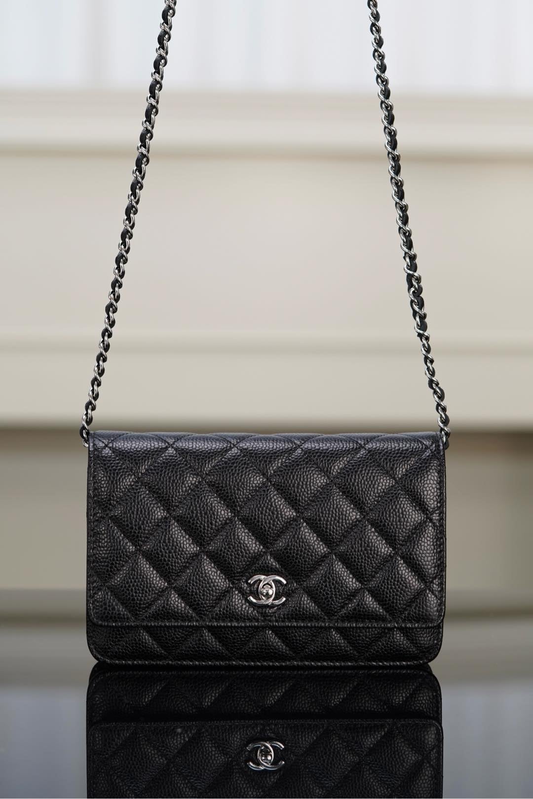 Classic Flap - черный, золотистая фурнитура - 19см - A65E7A Chanel 24K Classic Flap