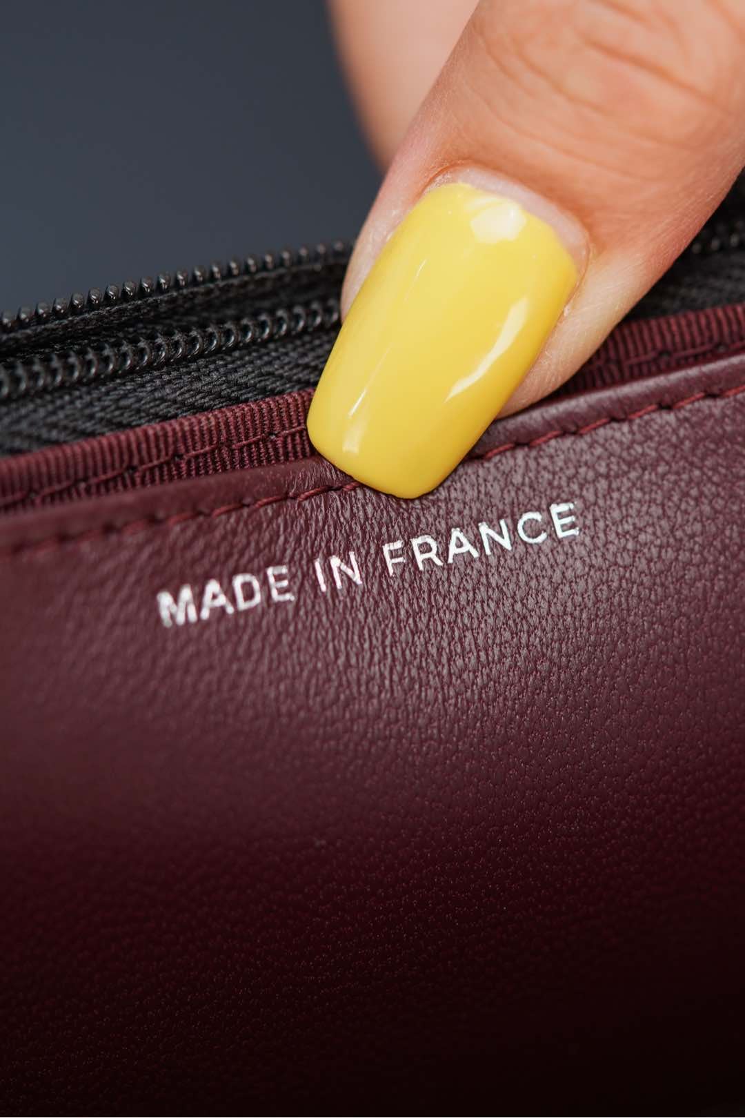 Classic Flap - черный, золотистая фурнитура - 19см - A65E7A Chanel 24K Classic Flap