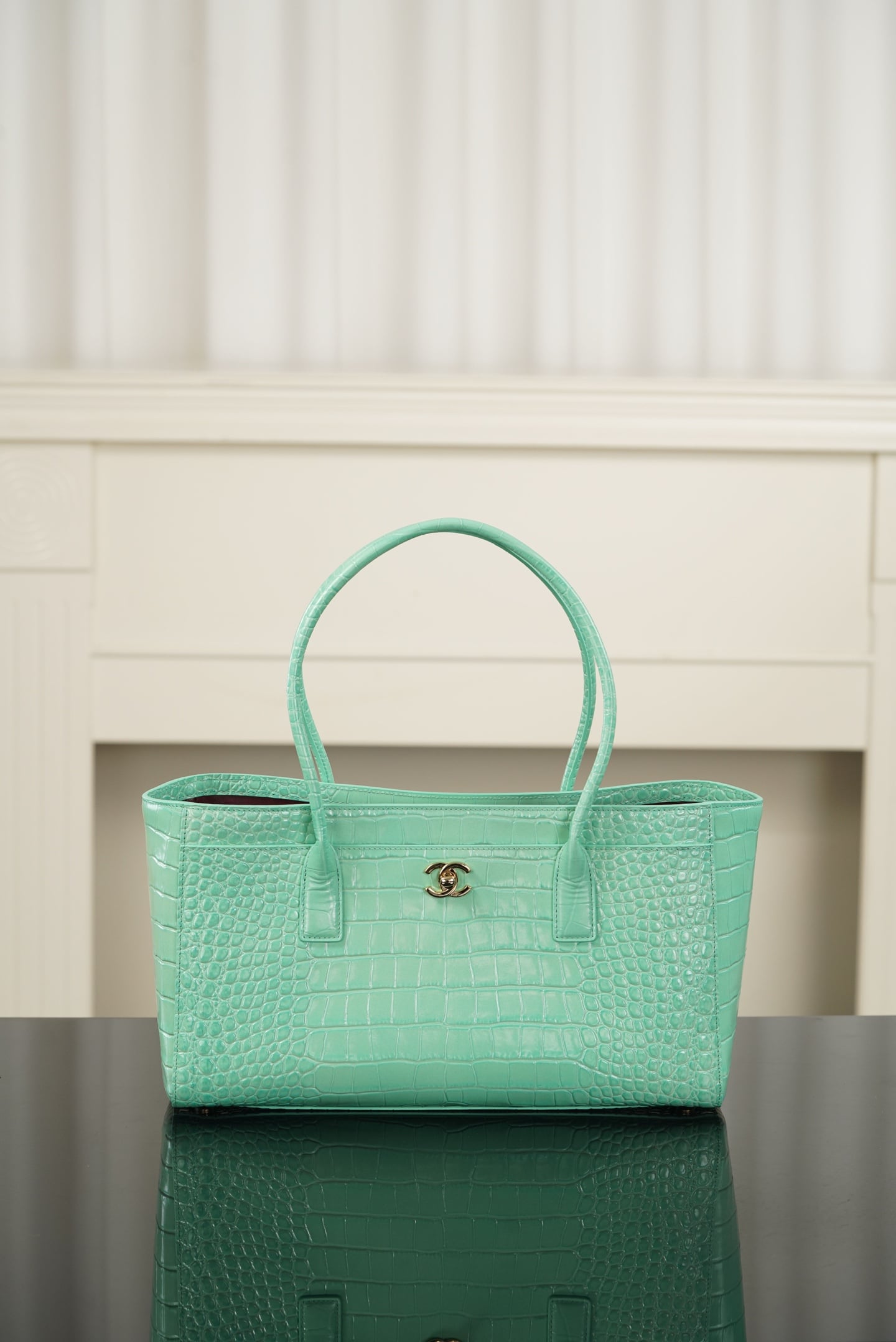 Tote - зеленый - 20x39x13см Chanel 26S Tote
