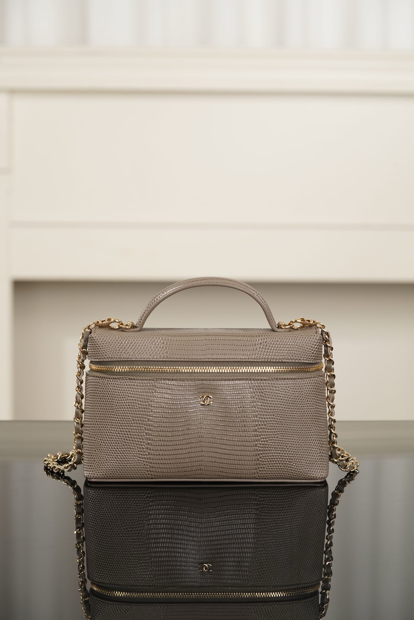 Vanity Case - зеленый - 19см - 7FF8E3 Chanel 26A Vanity Case