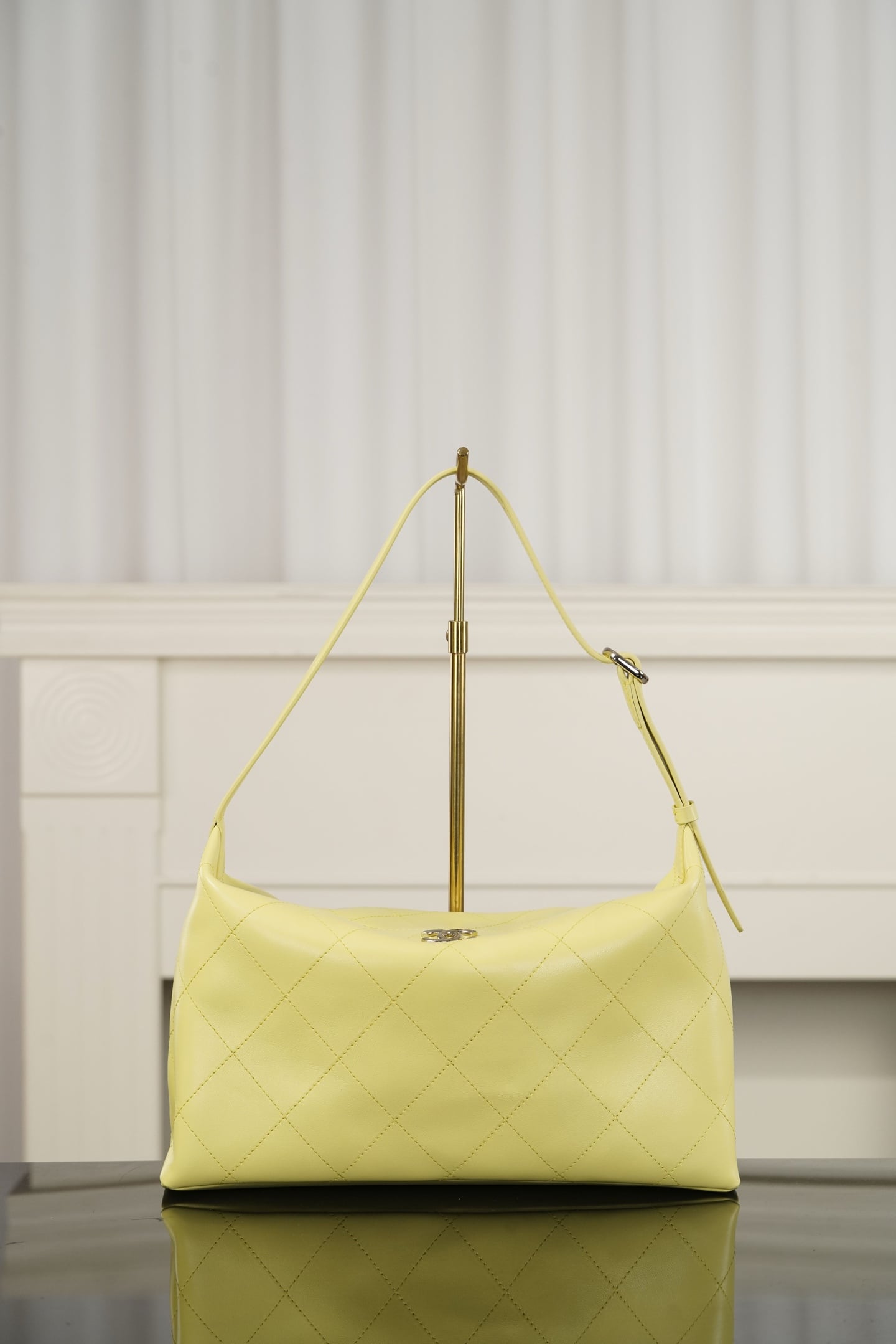 Hobo - желтый - 22x35.5x10см Chanel 26P Hobo