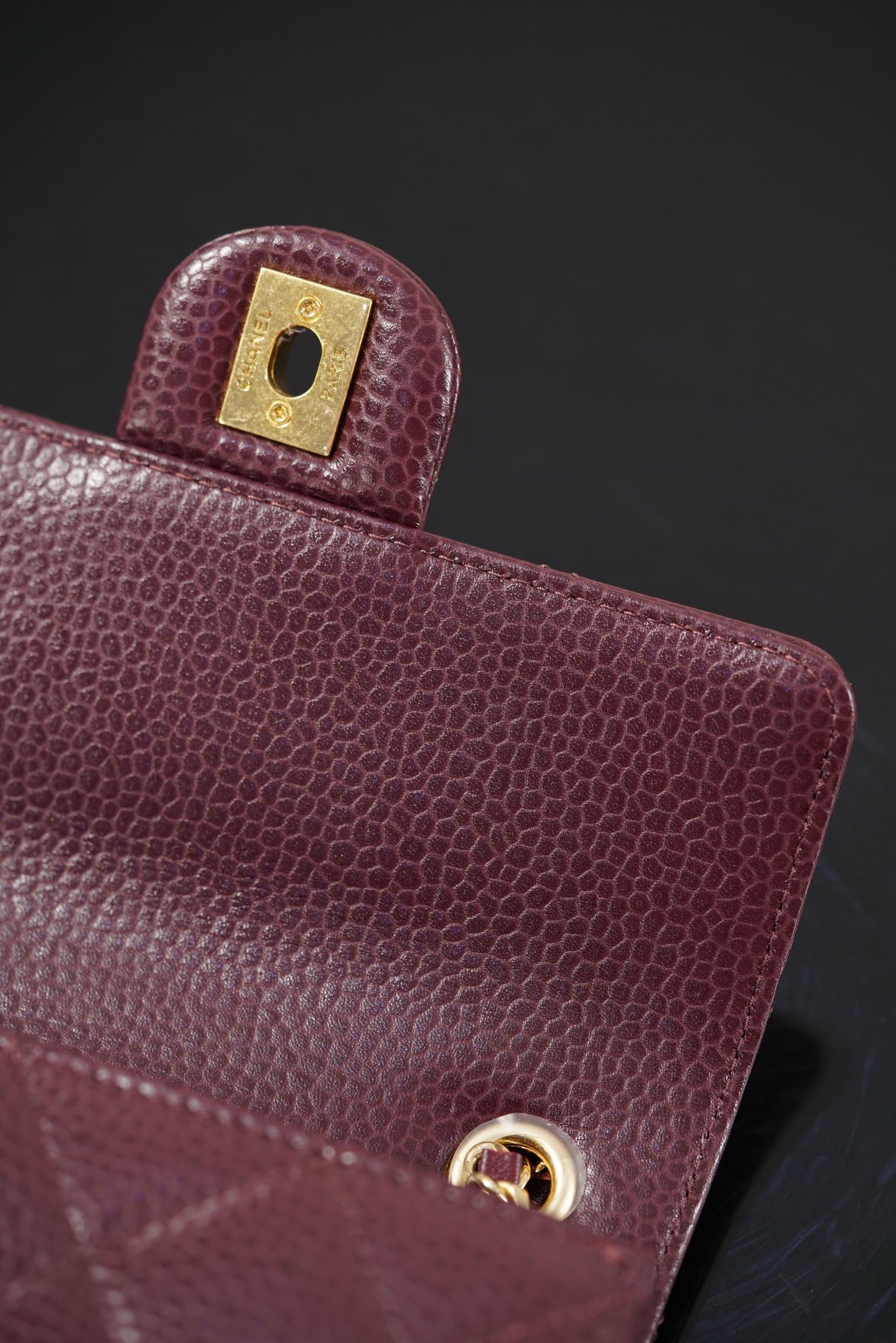 Classic Flap - бордовый - 13x19x7см Chanel 26C Classic Flap