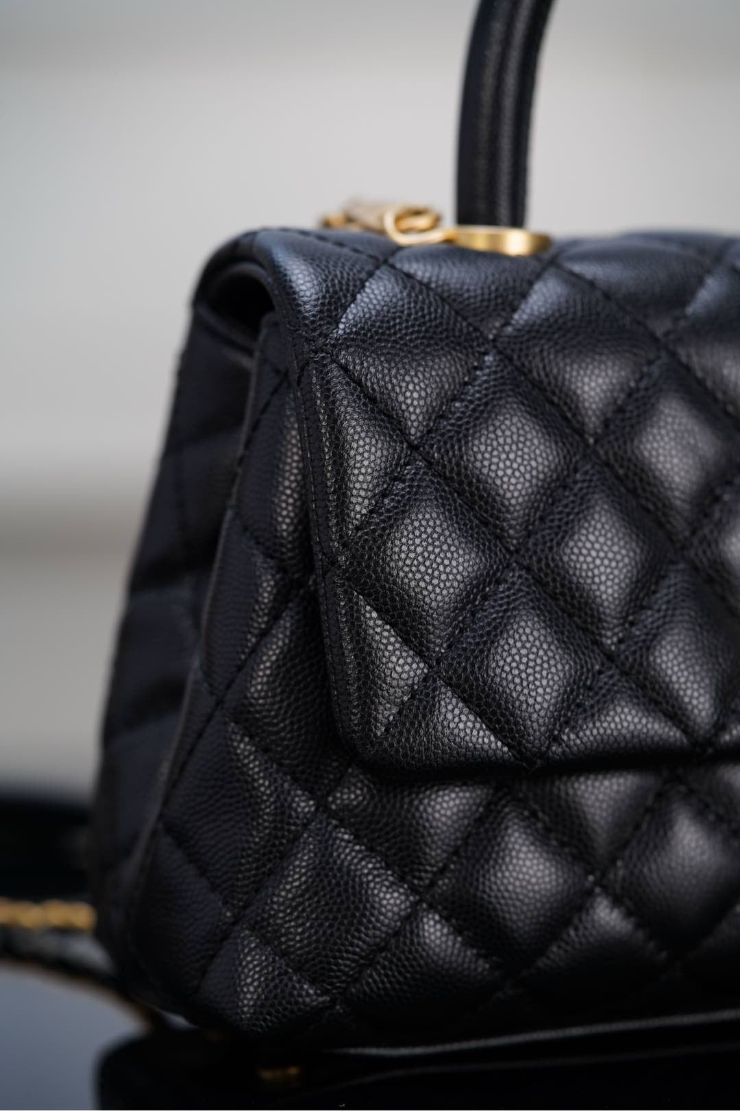 Coco Handle - черный - 24см Chanel 24K Coco Handle