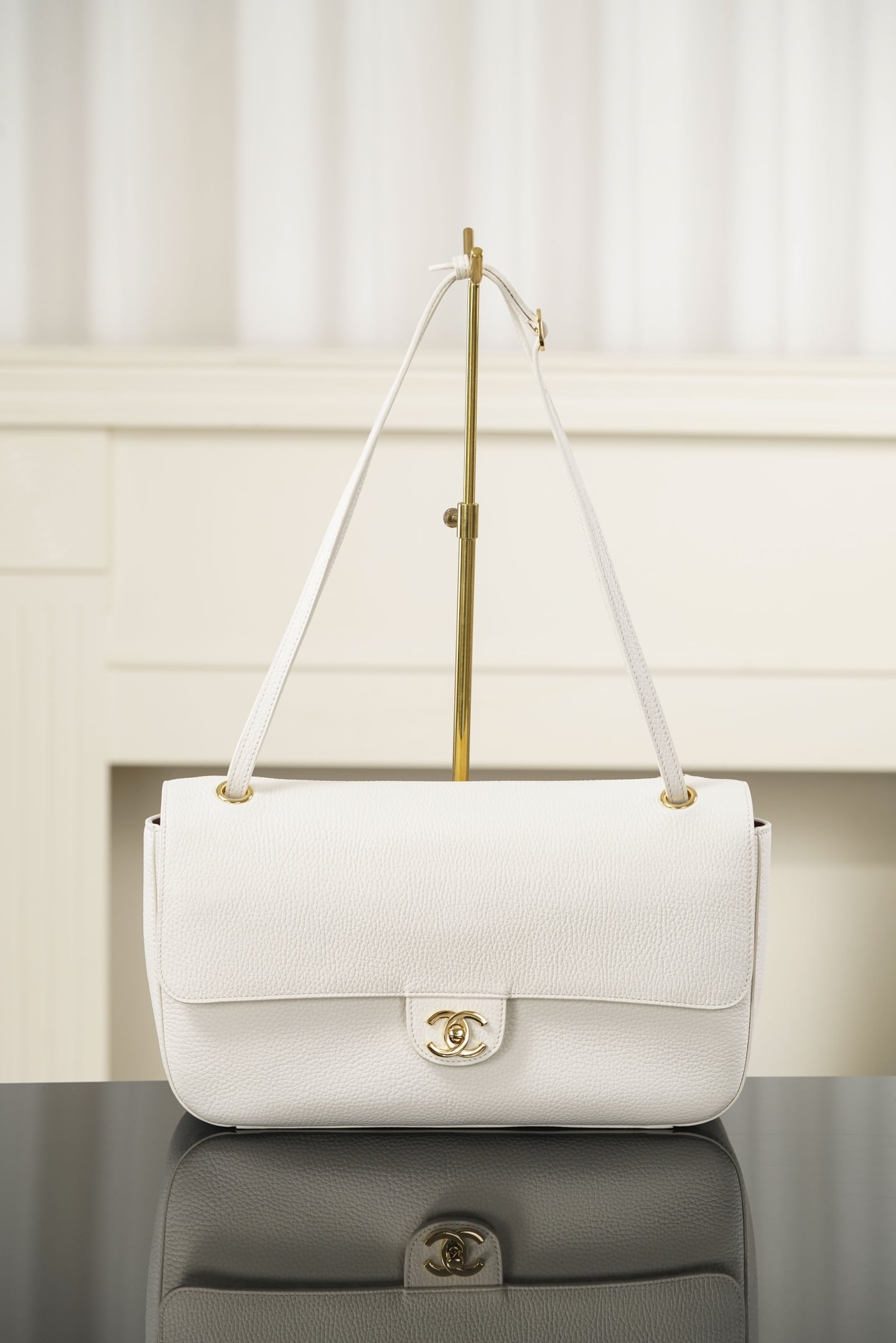 Classic Flap - бордовый - 19.5x32x10см - 4CF6B4 Chanel 26S Classic Flap