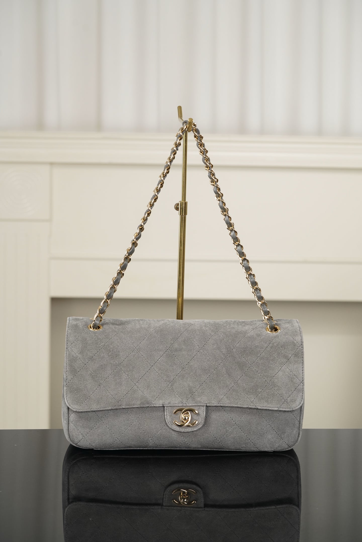Classic Flap - серый - 19.5x32x10см Chanel 26A Classic Flap