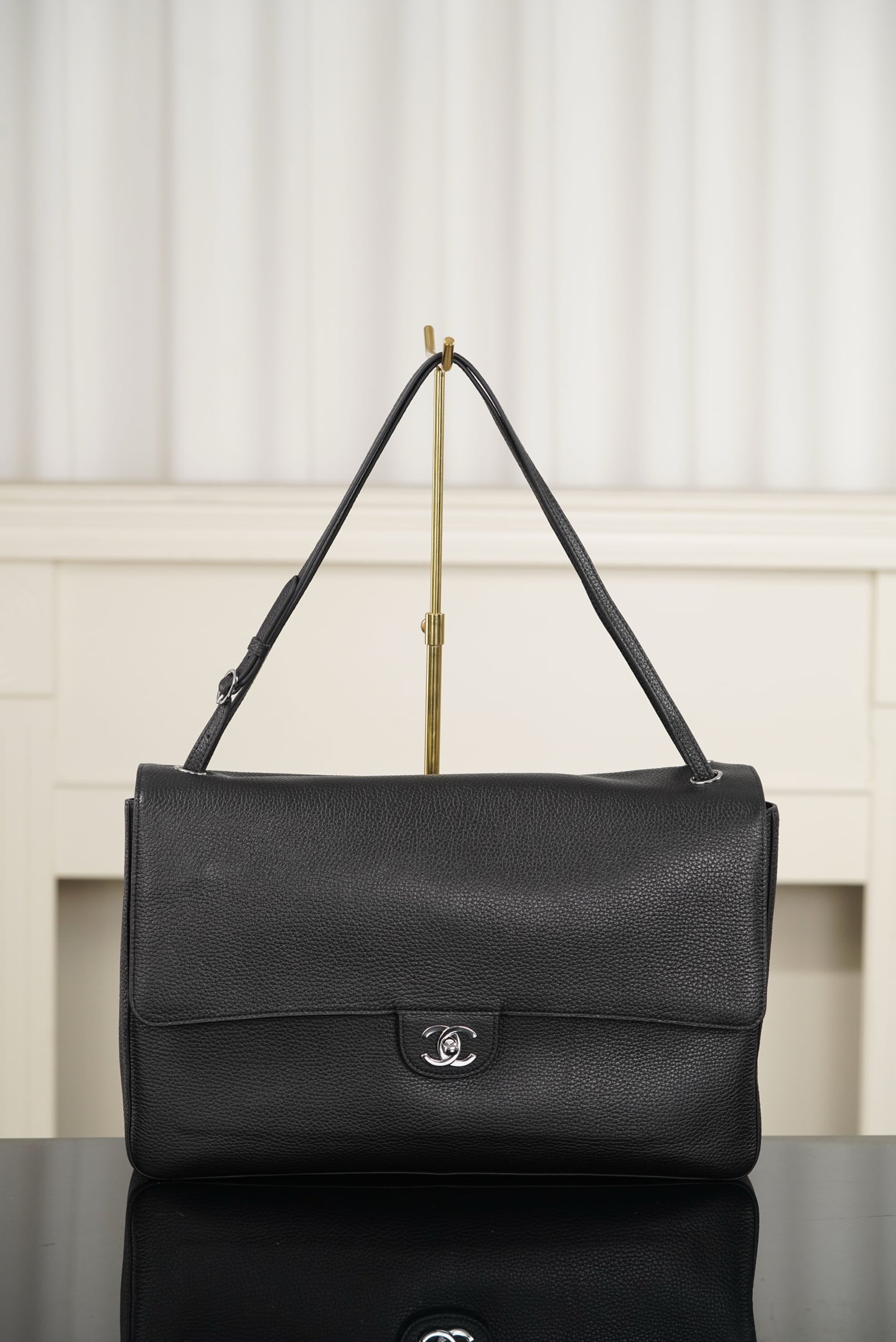 Classic Flap - черный, серебристая фурнитура - 26x38.5x11см Chanel 26S Classic Flap