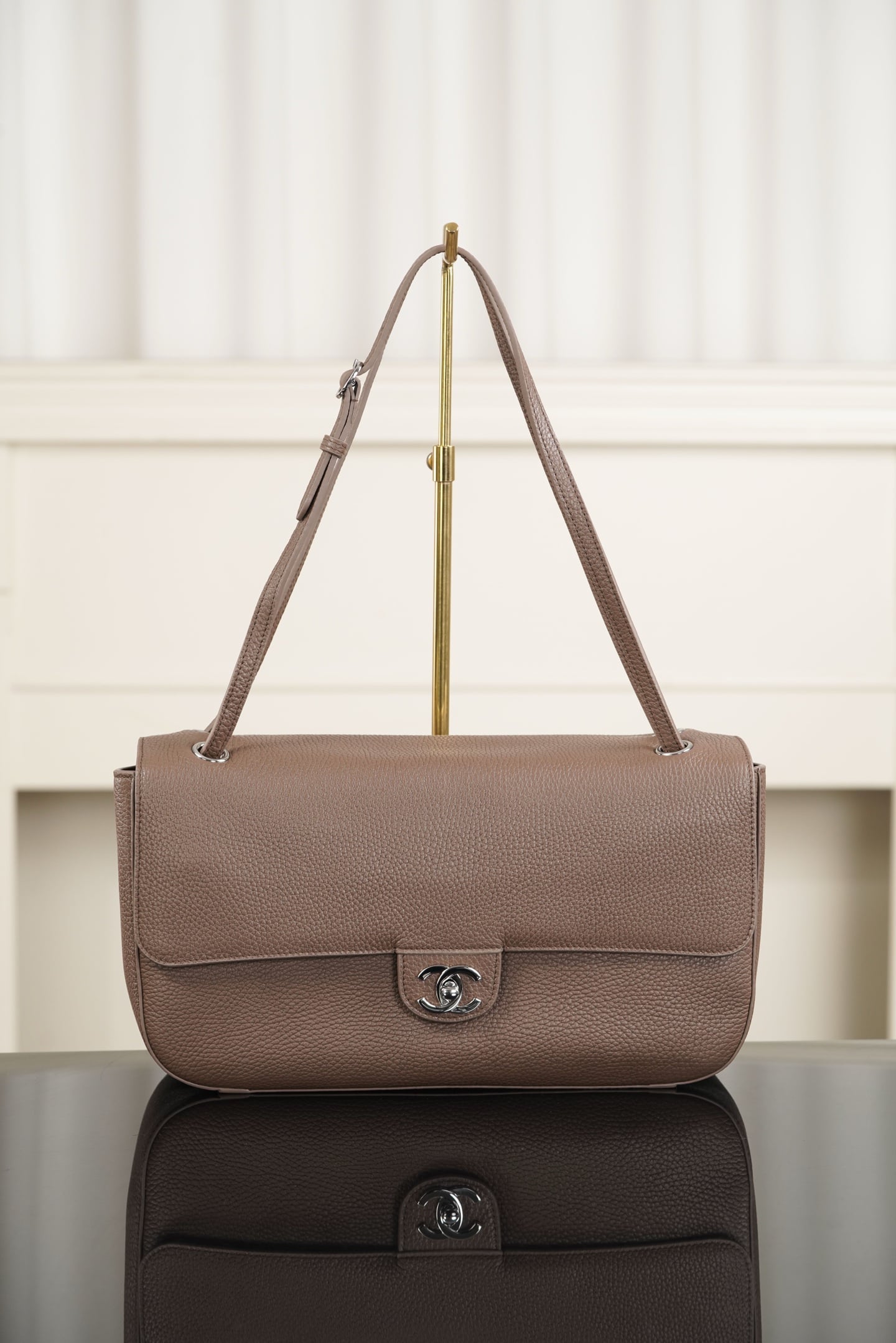 Classic Flap - бордовый - 19.5x32x10см - E01EA8 Chanel 26S Classic Flap