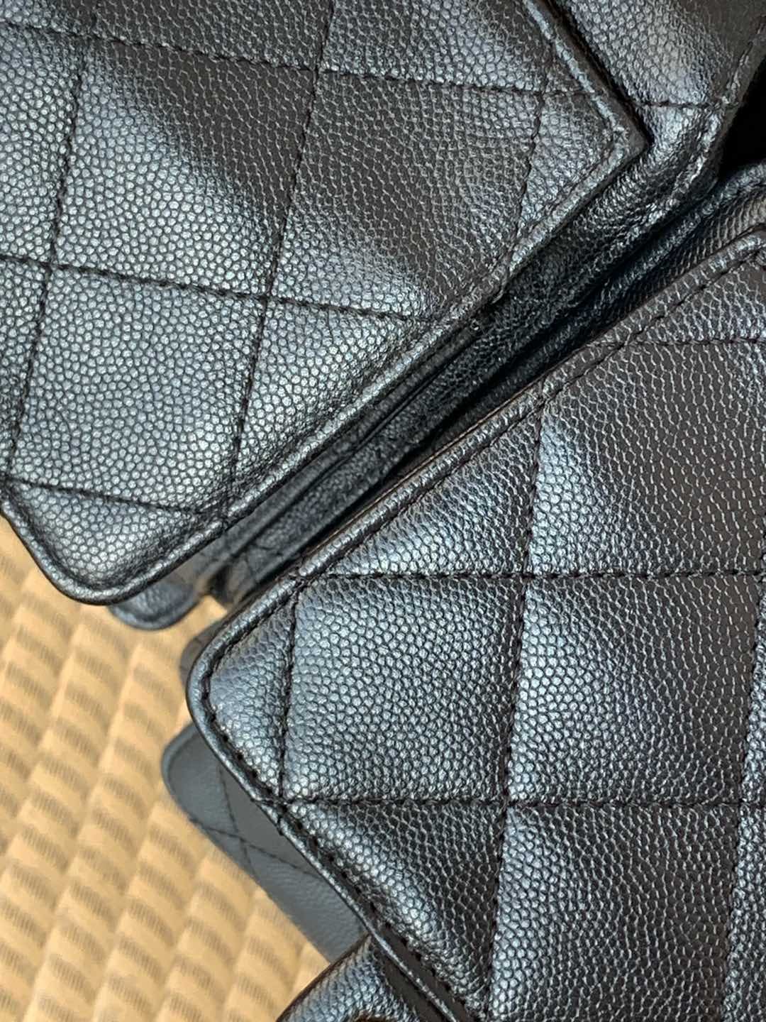 Hobo - черный, золотистая фурнитура - 30x26x14см - AD488C Chanel 25S Hobo