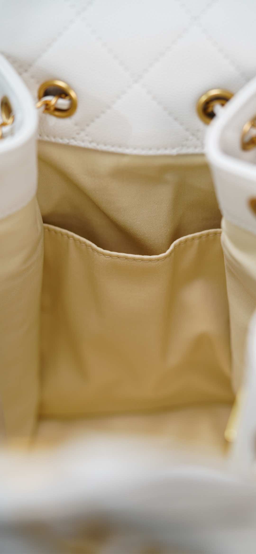 25 Bag - белый - 30x26x14см - 92F0D9 Chanel 25S 25 Bag