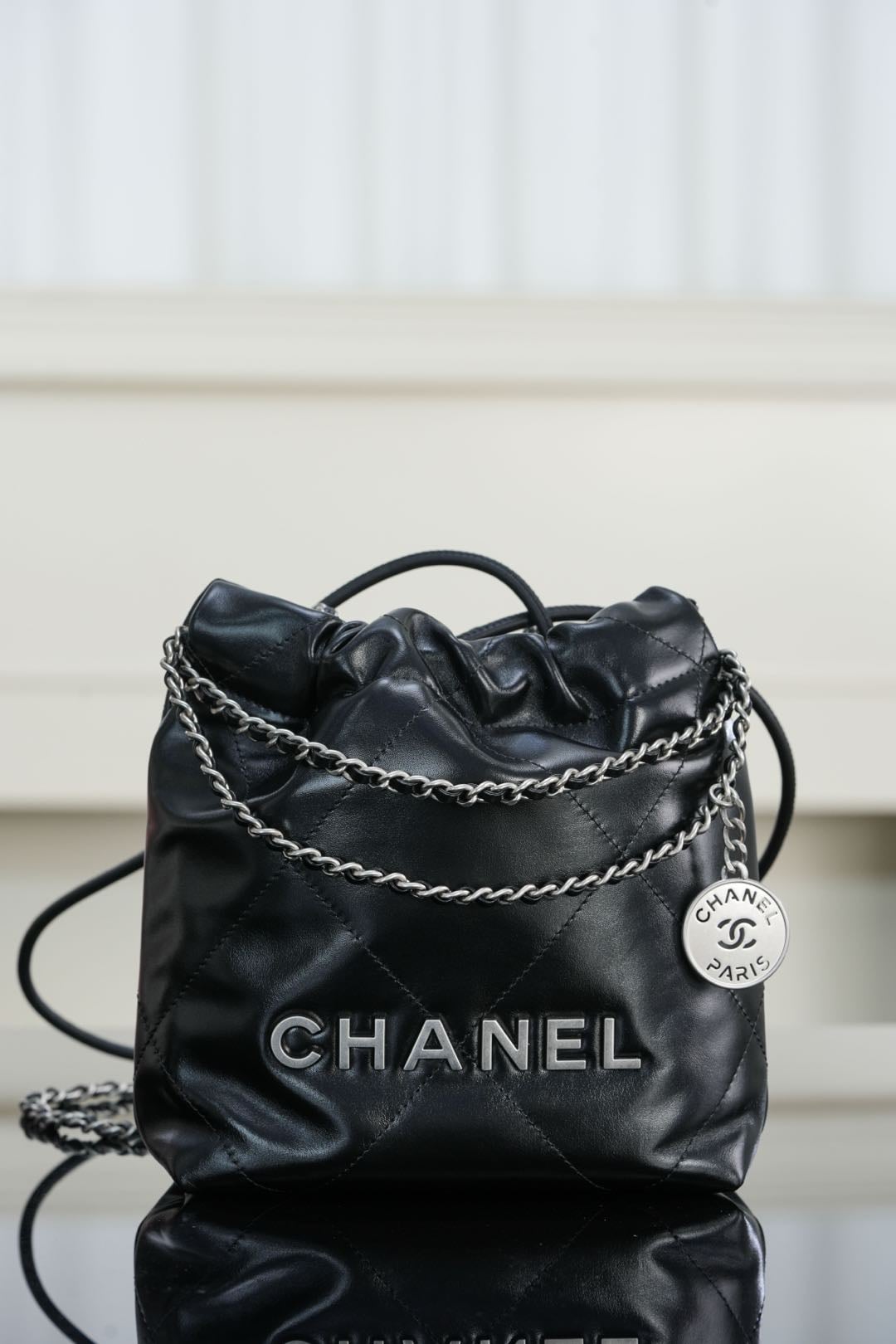 22 Bag - черный, серебристая фурнитура - 19x20x6см - B3A591 Chanel 25A 22 Bag