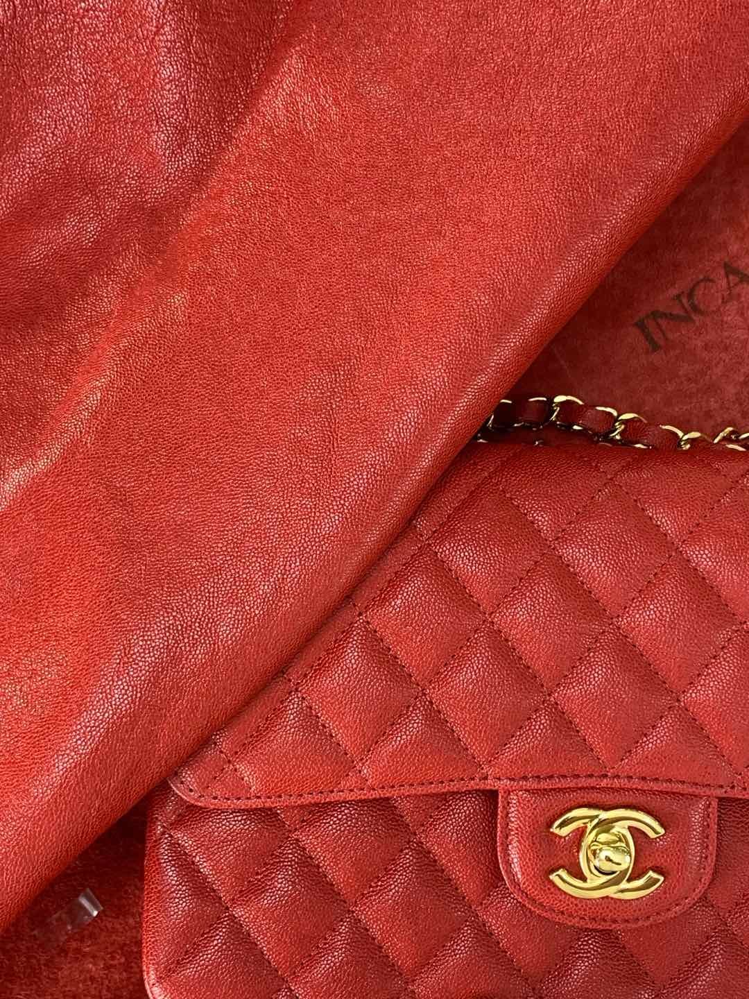 Classic Flap - 14.5x23x6см Chanel 24K Classic Flap