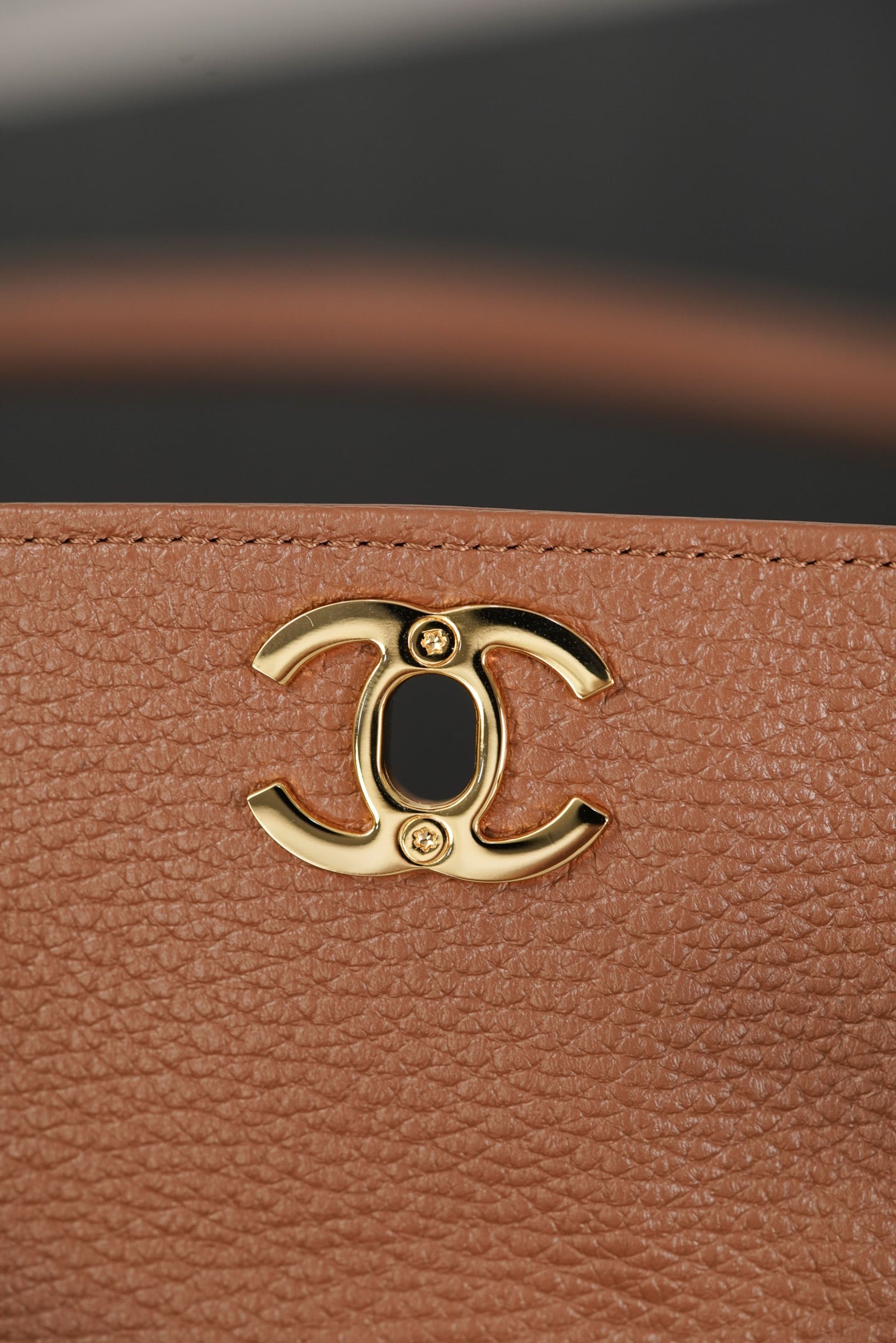 Baguette - шоколадный - 15x30.5x11.5см - AC2241 Chanel 26S Baguette