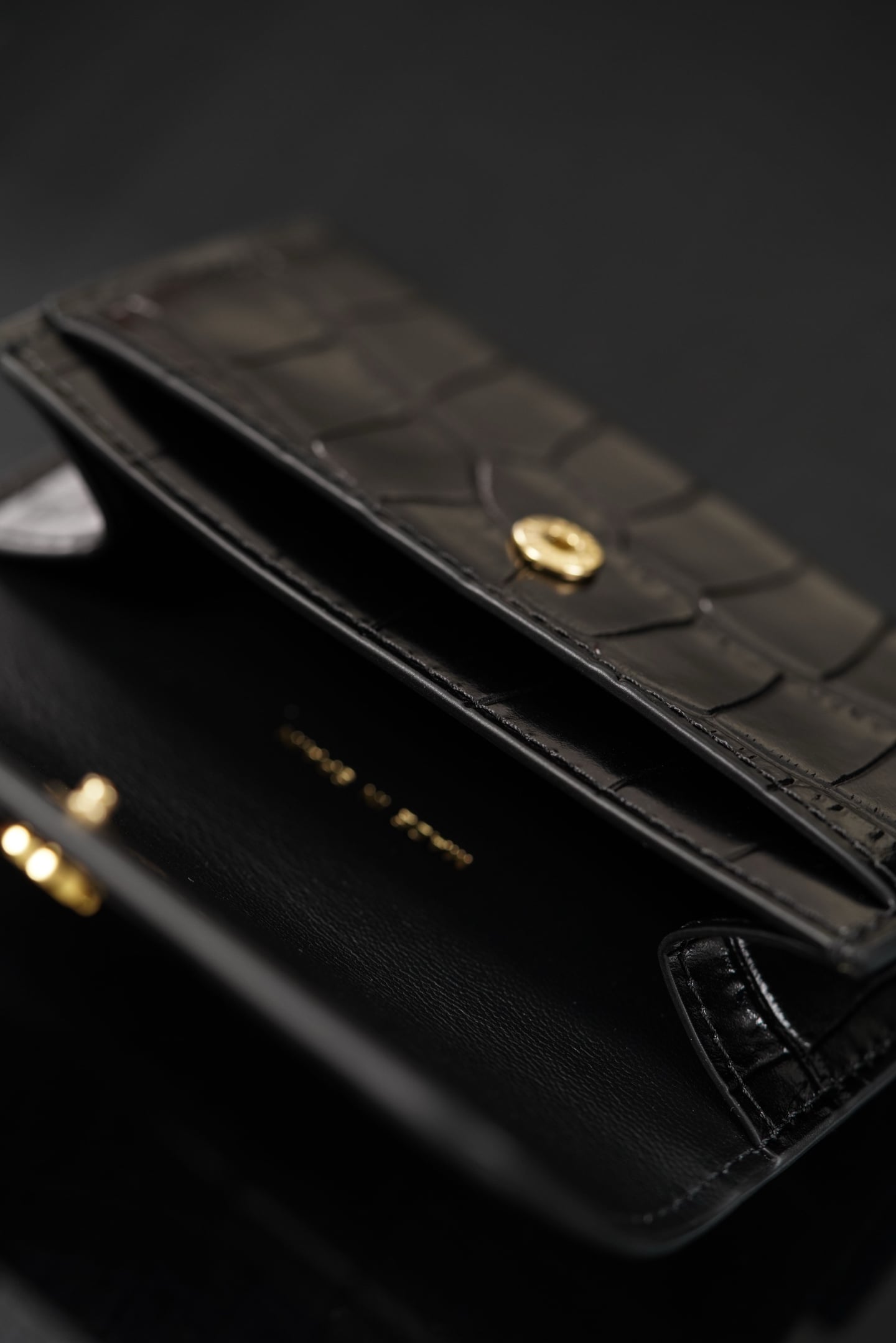 Card Holder - черный, золотистая фурнитура - 11.5x7.5x3см - C6BDEA Chanel Card Holder