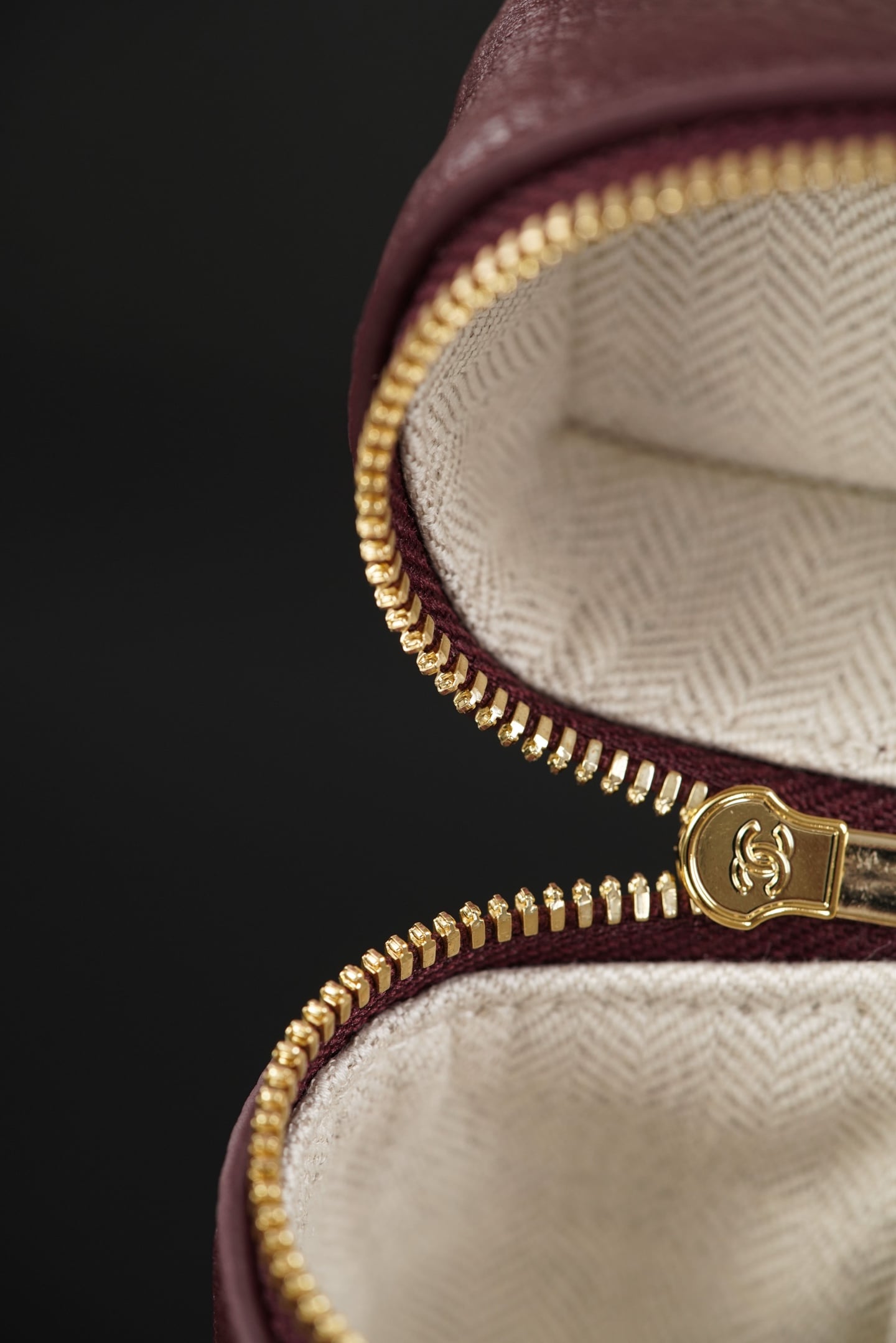 Vanity Case - бордовый - 29см Chanel 26A Vanity Case
