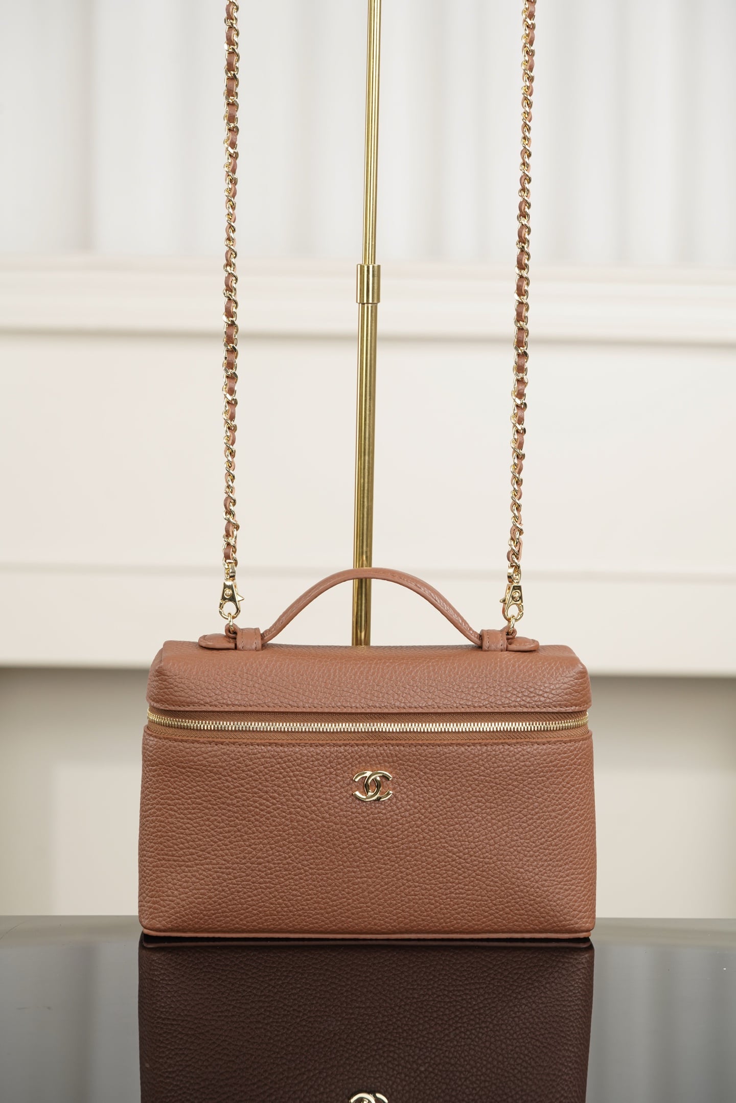 Vanity Case - красный - 23см Chanel 26A Vanity Case