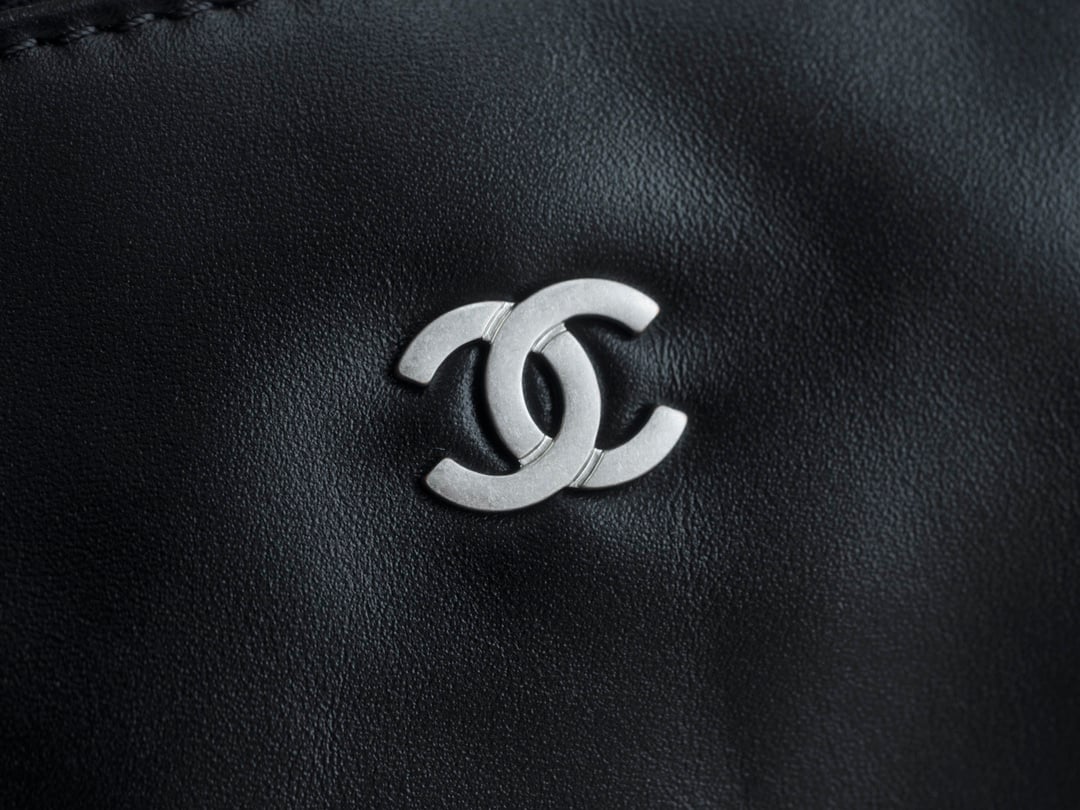 22 Bag - черный, серебристая фурнитура - 35x37x7см Chanel 22P 22 Bag