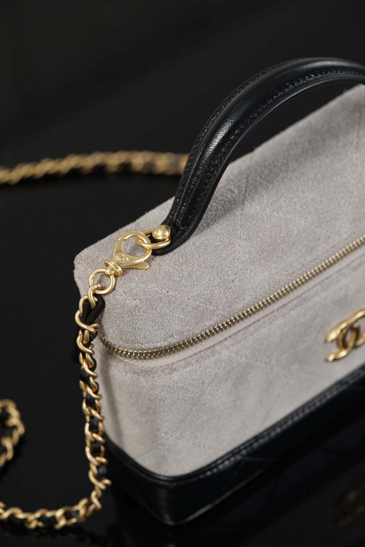 Vanity Case - серый - 17x19.5x5см - 6042C1 Chanel 26S Vanity Case