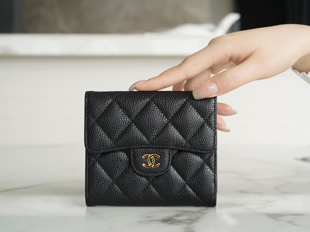 Wallet - черный, золотистая фурнитура - 11.5x10.5x3см Chanel Wallet