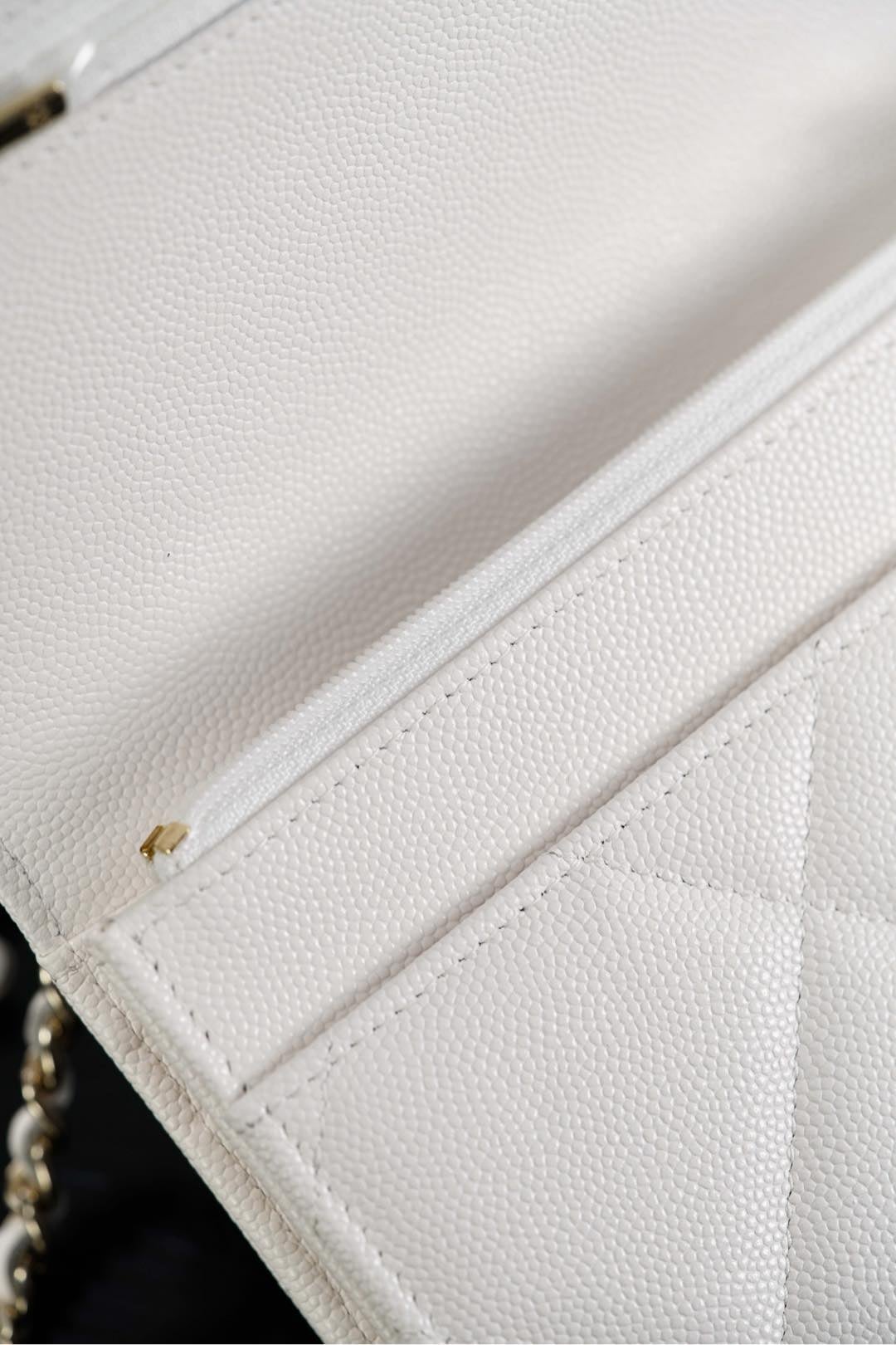 WOC - белый - 12x19.3x3.5см Chanel 25K WOC