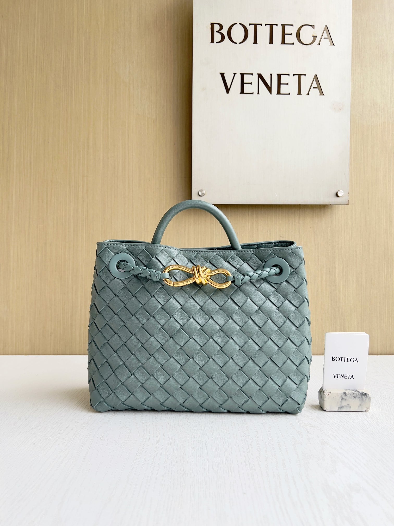Andiamo Bottega Veneta 743568.A16