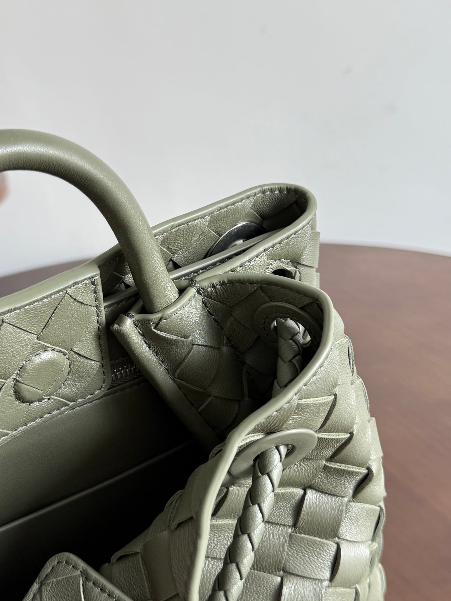 Andiamo Bottega Veneta 743568.A17