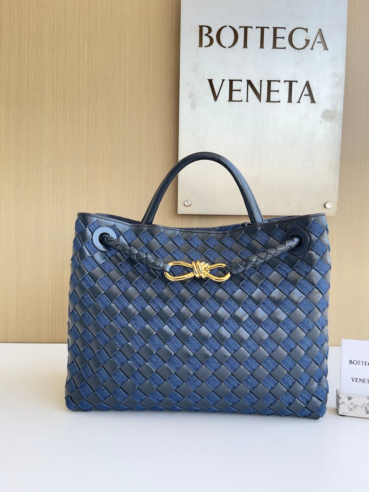 Andiamo Bottega Veneta 743572.A5