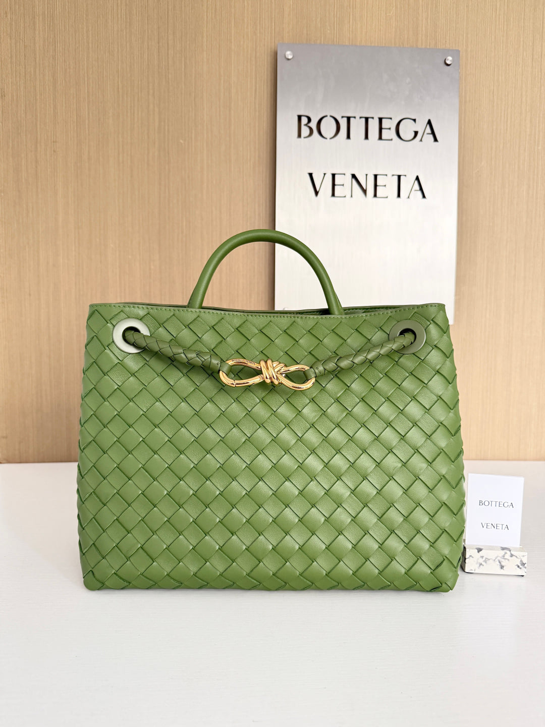 Andiamo Bottega Veneta 743572.A16