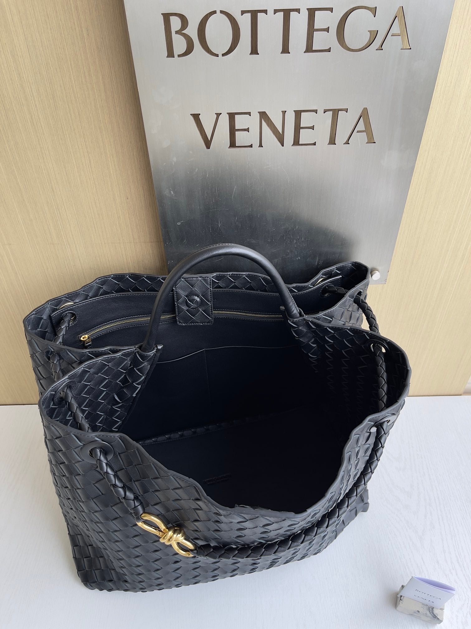 Andiamo Bottega Veneta 743575.A5