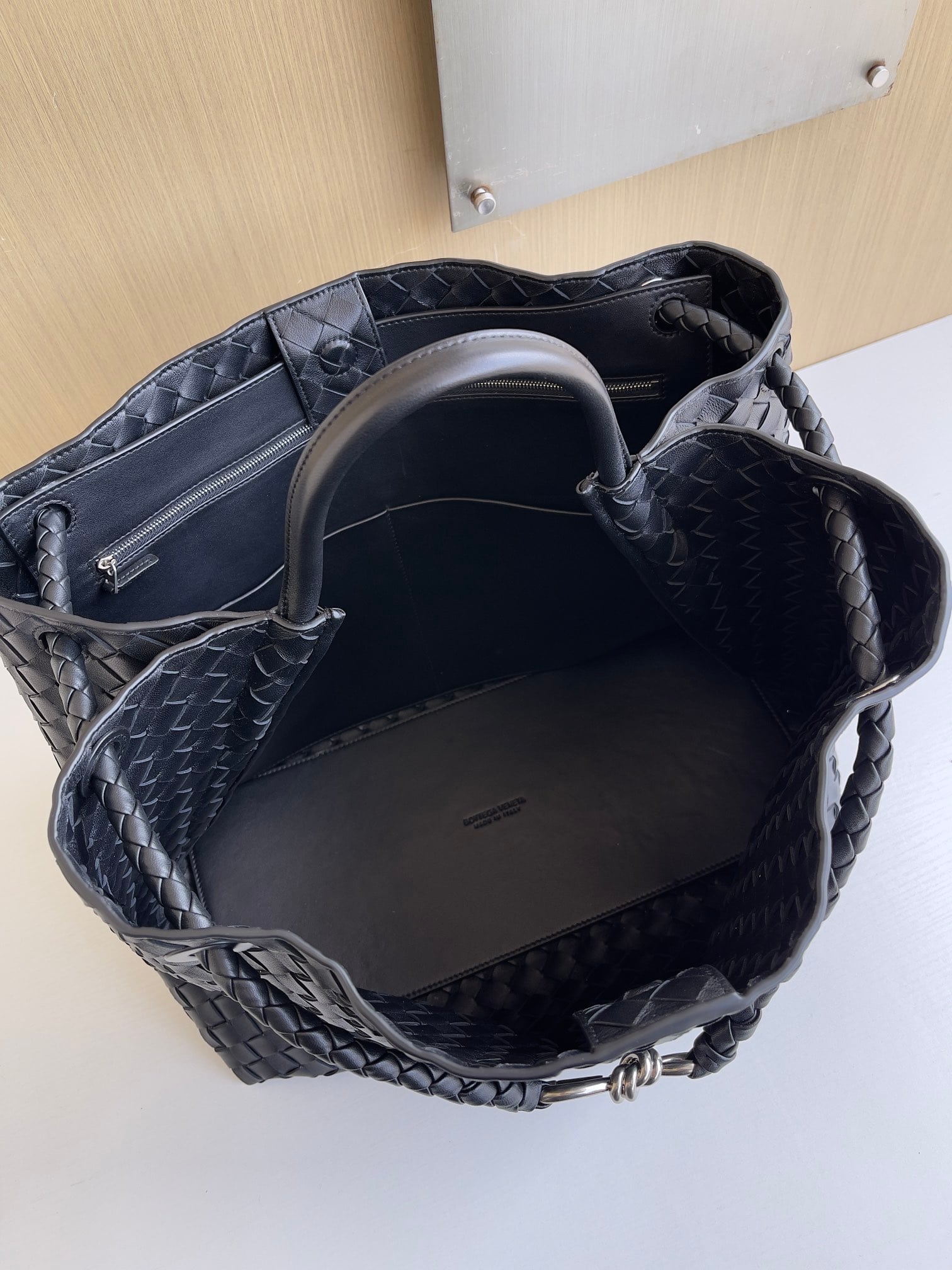 Andiamo Bottega Veneta 743575.A10