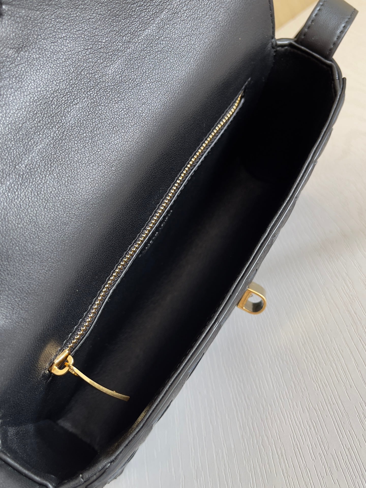 Andiamo Bottega Veneta 755545.A4